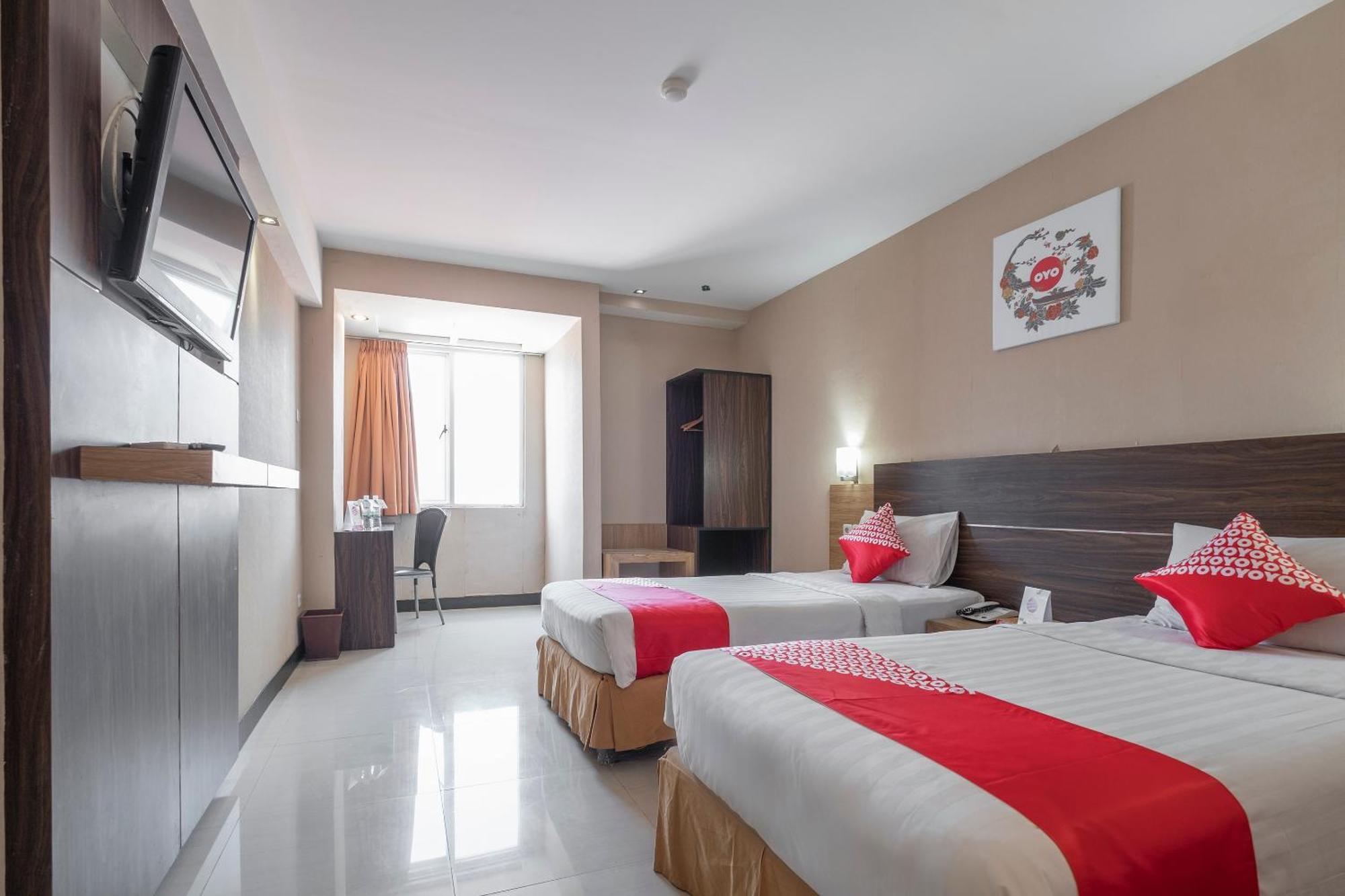 Oyo 1081 Allson City Hotel Macasar Exterior foto