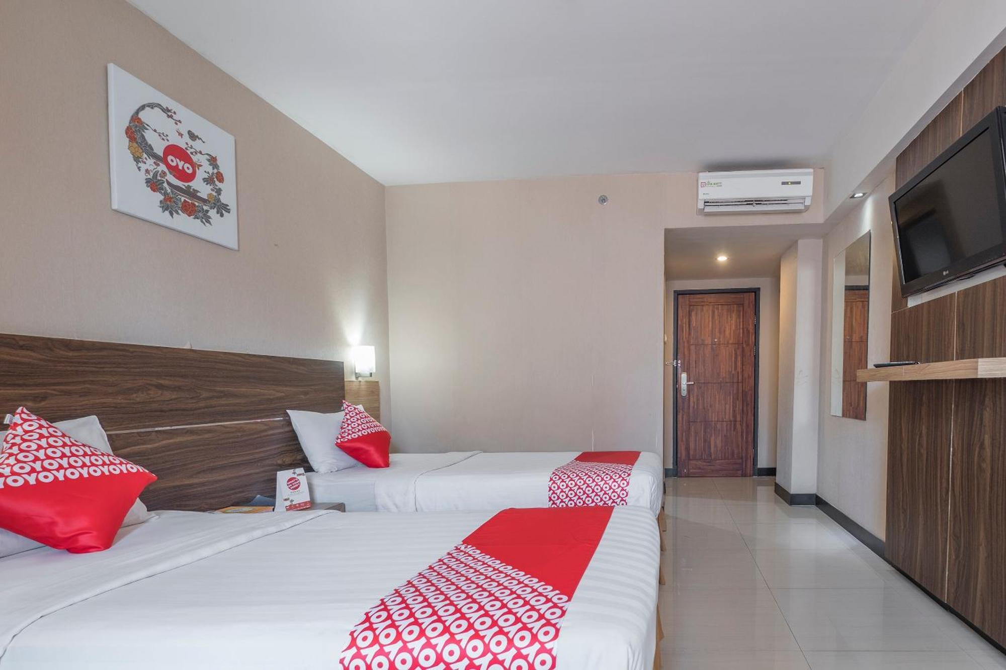 Oyo 1081 Allson City Hotel Macasar Exterior foto