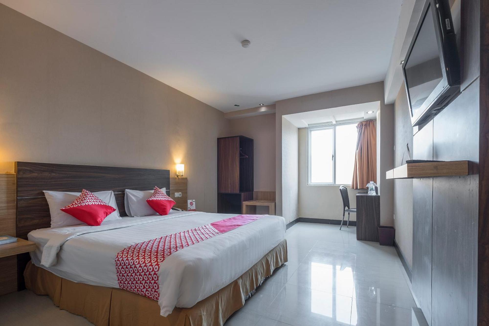 Oyo 1081 Allson City Hotel Macasar Exterior foto